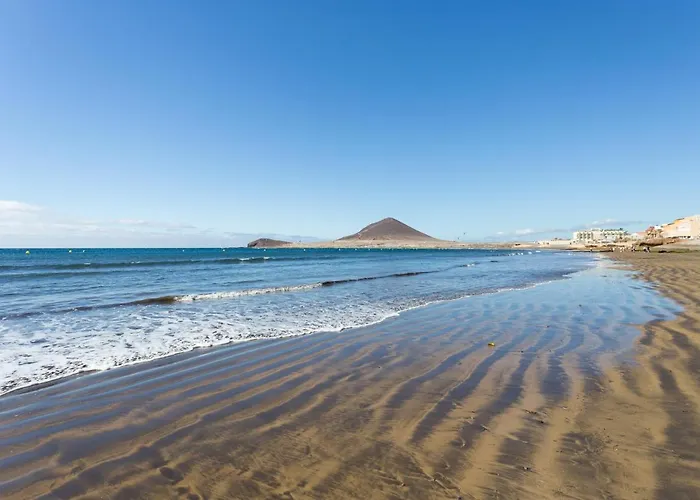 Apartment Home2book Cozy Flat 2 Min From The